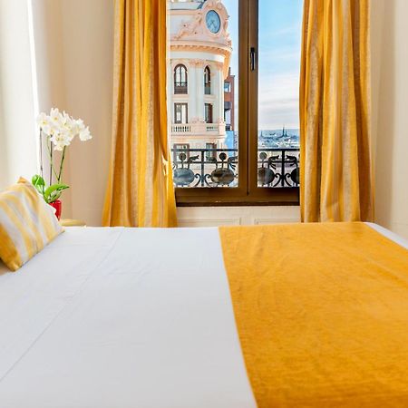 Hostal Josefina-Gran Via Мадрид Экстерьер фото