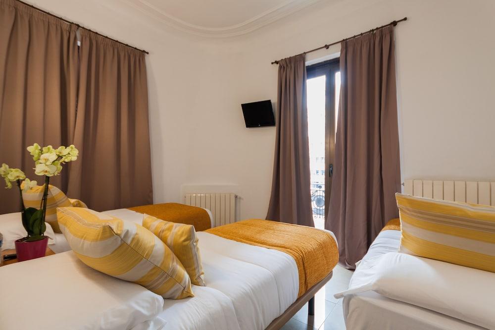 Hostal Josefina-Gran Via Мадрид Экстерьер фото