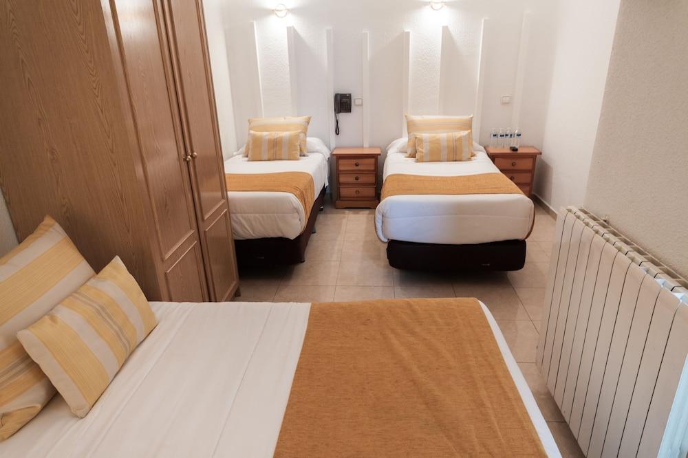 Hostal Josefina-Gran Via Мадрид Экстерьер фото