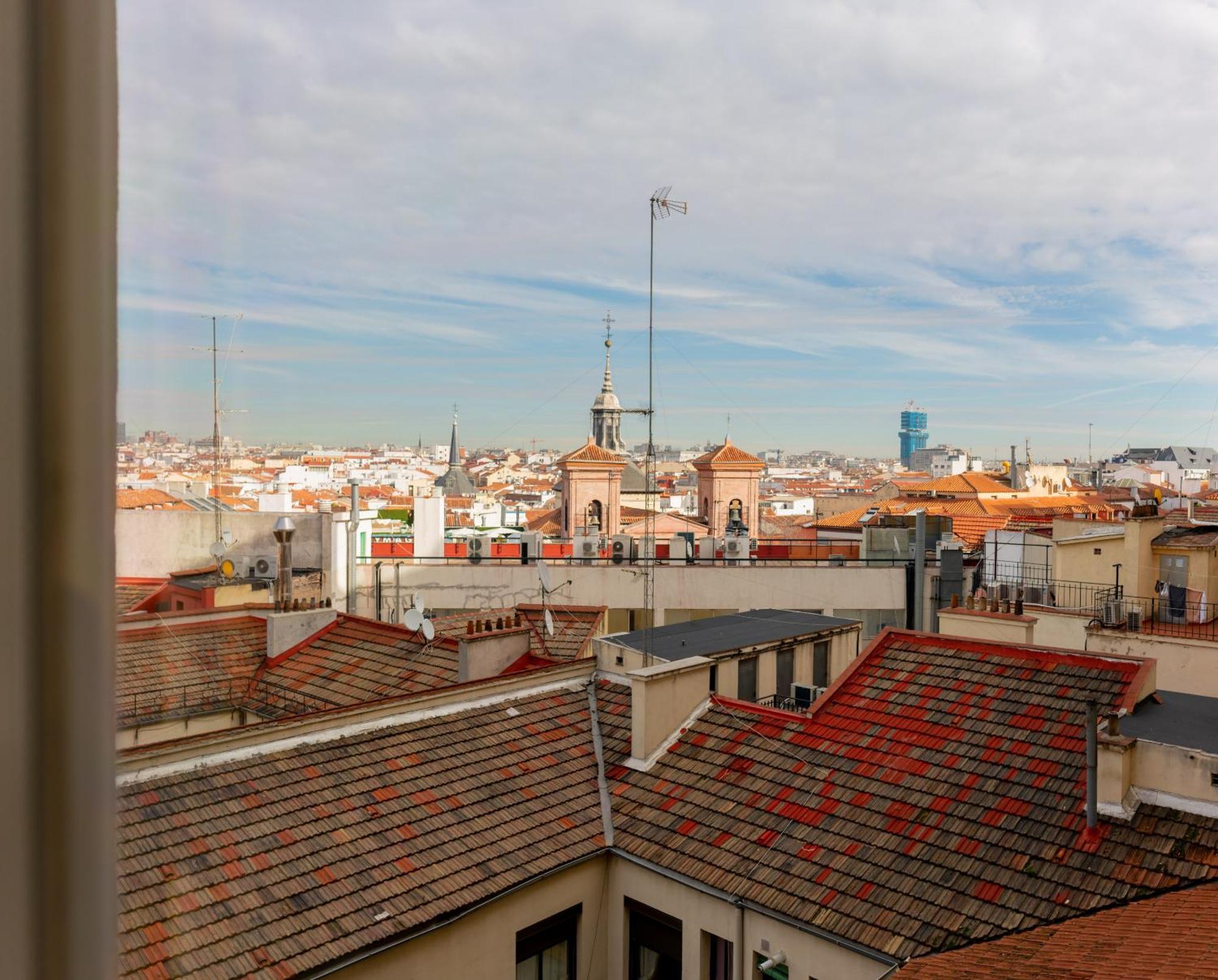 Hostal Josefina-Gran Via Мадрид Экстерьер фото